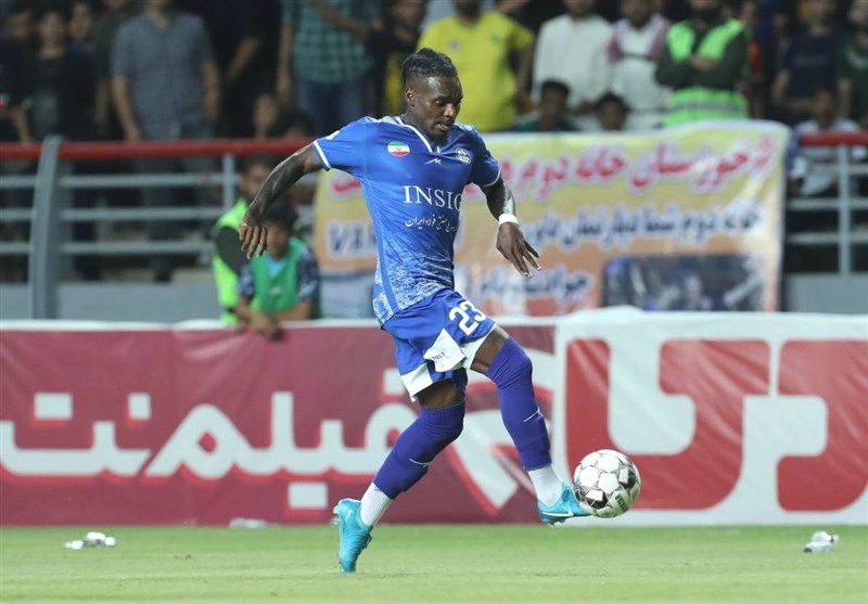بیفوما: بازی در استقلال و پرسپولیس افتخار است بیفوما: بازی در استقلال و پرسپولیس افتخار است