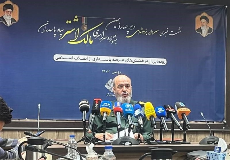 سردار بزم‌شاهی: سپاه یاور همه‌ی دولت‌ها بوده و هست