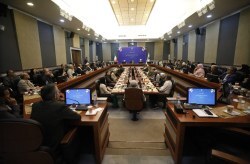 نشست مدیرعامل سازمان منطقه آزاد کیش با خانواده های شهدا و ایثارگران نشست مدیرعامل سازمان منطقه آزاد کیش با خانواده های شهدا و ایثارگران