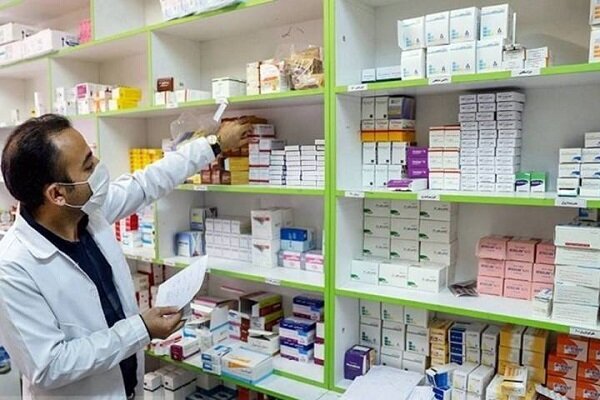 آقای رئیس جمهور از وقوع بحران دارویی جلوگیری کنید!/توقف چرخه نقدینگی در حوزه دارو، نظام سلامت را تهدید میکند آقای رئیس جمهور از وقوع بحران دارویی جلوگیری کنید!/توقف چرخه نقدینگی در حوزه دارو، نظام سلامت را تهدید میکند
