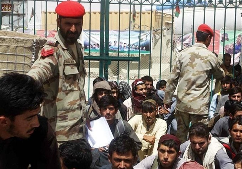انتقاد طالبان از برخورد پلیس پاکستان با پناهجویان انتقاد طالبان از برخورد پلیس پاکستان با پناهجویان