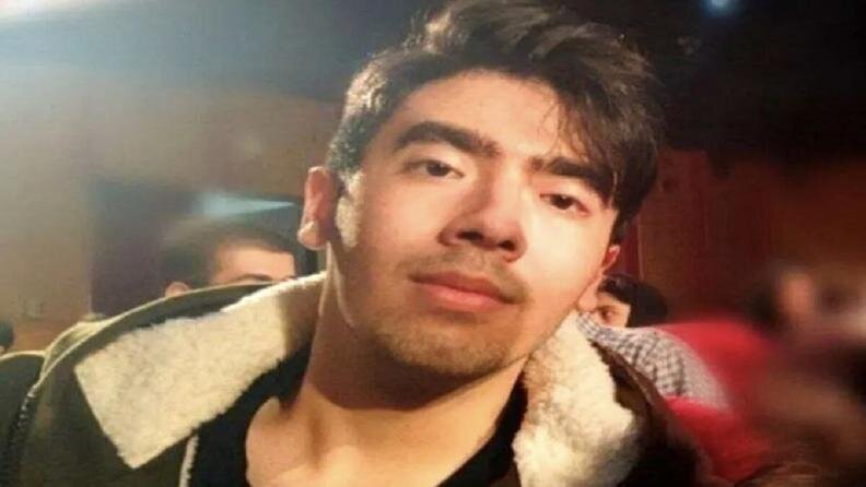 جزئیات جلسه وزیر علوم با کمیسیون آموزش درباره قتل امیرمحمد خالقی/ اگر دستگاهی در تامین امنیت قصور داشته باشد آموزش عالی به سهم خود مسئولیت آن نهاد را بر عهده می گیرد جزئیات جلسه وزیر علوم با کمیسیون آموزش درباره قتل امیرمحمد خالقی/ اگر دستگاهی در تامین امنیت قصور داشته باشد آموزش عالی به سهم خود مسئولیت آن نهاد را بر عهده می گیرد
