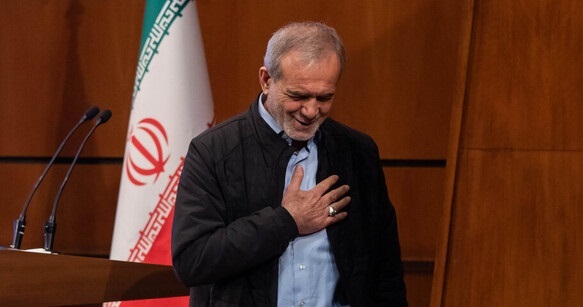 رئیسجمهوری ساعت ۱۴ امروز میهمان مردم خوزستان است رئیسجمهوری ساعت ۱۴ امروز میهمان مردم خوزستان است