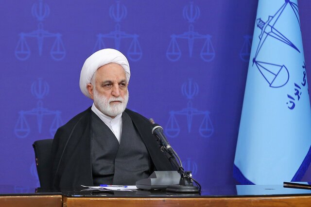 تاکنون در کوچکسازی دولت توفیق نداشتهایم/ بنیاد مستضعفان در این حوزه میتواند منشا اثر باشد تاکنون در کوچکسازی دولت توفیق نداشتهایم/ بنیاد مستضعفان در این حوزه میتواند منشا اثر باشد