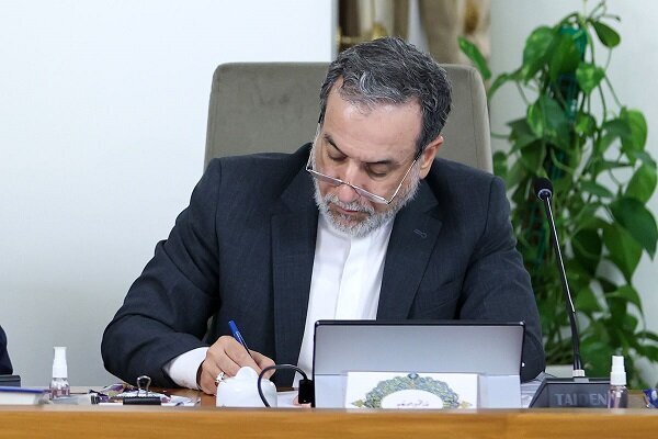 گستاخانه است که به ایرانیان درباره سلاح هسته‌ای موعظه کنید/ تعهد دیرینه ایران به رژیم جهانی عدم اشاعه بر همگان واضح است
