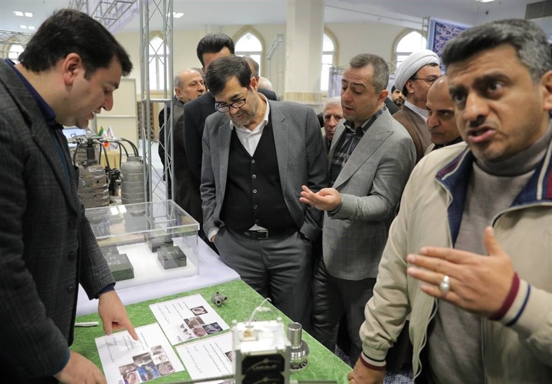 بازدید دنیامالی از نمایشگاه پیشگامان پیشرفت بازدید دنیامالی از نمایشگاه پیشگامان پیشرفت