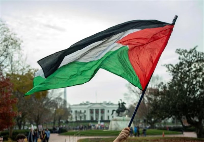 ادامه رفتارهای نامناسب با فلسطینیها در آمریکا ادامه رفتارهای نامناسب با فلسطینیها در آمریکا