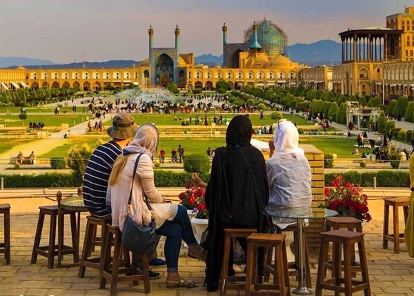 ایران در مسیر جهانیسازی گردشگری و ضرورت حضور در نمایشگاههای بینالمللی/فرصتی بینظیر برای مقابله با ایرانهراسی ایران در مسیر جهانیسازی گردشگری و ضرورت حضور در نمایشگاههای بینالمللی/فرصتی بینظیر برای مقابله با ایرانهراسی