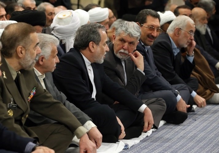 عراقچی در واکنش به ادعای ترامپ: هنوز نامه‌ای نگرفتیم