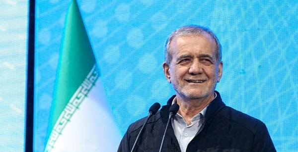 پزشکیان: باید باور می‌مانیم و می‌سازیم را در فرزندان ایران ایجاد کنیم/ می‌گویند مراکز هسته‌ای ما را می‌زنند؛ این مراکز در ذهن بچه‌های ماست