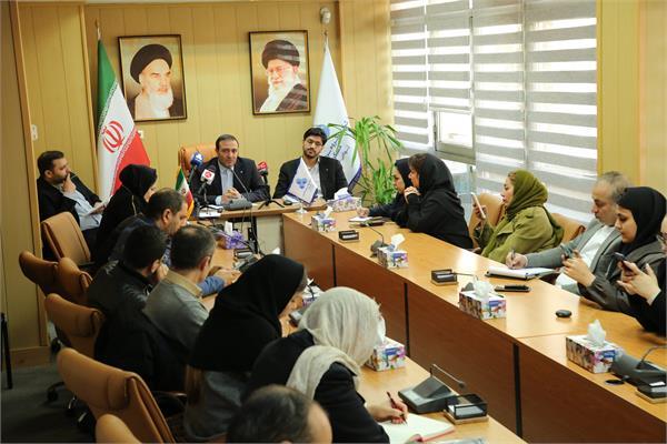کرملین: برنامه هستهای ایران باید از راه دیپلماتیک حل شود کرملین: برنامه هستهای ایران باید از راه دیپلماتیک حل شود