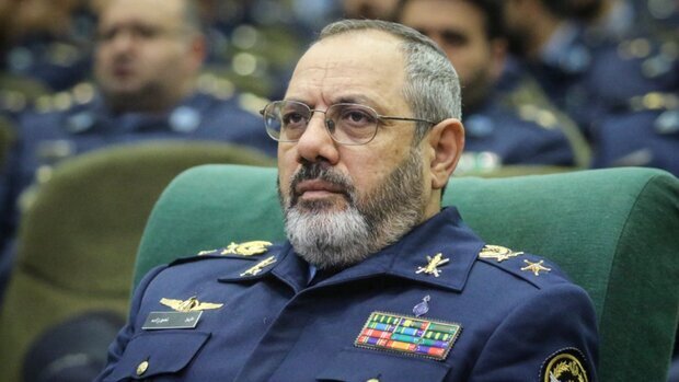 پاسخ قاطع به زیادهخواهی دشمن قطعی است/ با وجود جوانان غیرتمند ترس از دشمن و عقبنشینی از آرمانها جایی ندارد پاسخ قاطع به زیادهخواهی دشمن قطعی است/ با وجود جوانان غیرتمند ترس از دشمن و عقبنشینی از آرمانها جایی ندارد
