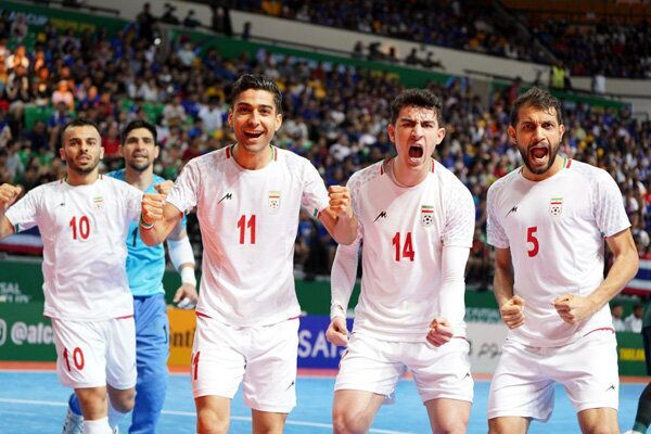 آقایی فوتسال ایران در آسیا/ شاگردان شمسایی با شکست میزبان قهرمان شدند آقایی فوتسال ایران در آسیا/ شاگردان شمسایی با شکست میزبان قهرمان شدند