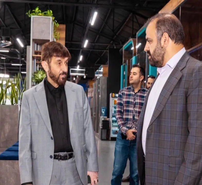 رئیس کارگروه اقتصادی دفتر مقام معظم رهبری/شکلگیری شرکتهای دانشبنیان از الزامات رسیدن به اهداف ۱۴۳۰ است رئیس کارگروه اقتصادی دفتر مقام معظم رهبری/شکلگیری شرکتهای دانشبنیان از الزامات رسیدن به اهداف ۱۴۳۰ است