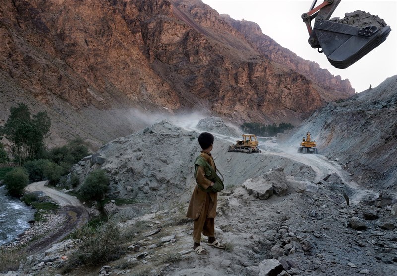 ۲۲ قراداد داخلی و خارجی طالبان برای استخراج معادن افغانستان ۲۲ قراداد داخلی و خارجی طالبان برای استخراج معادن افغانستان