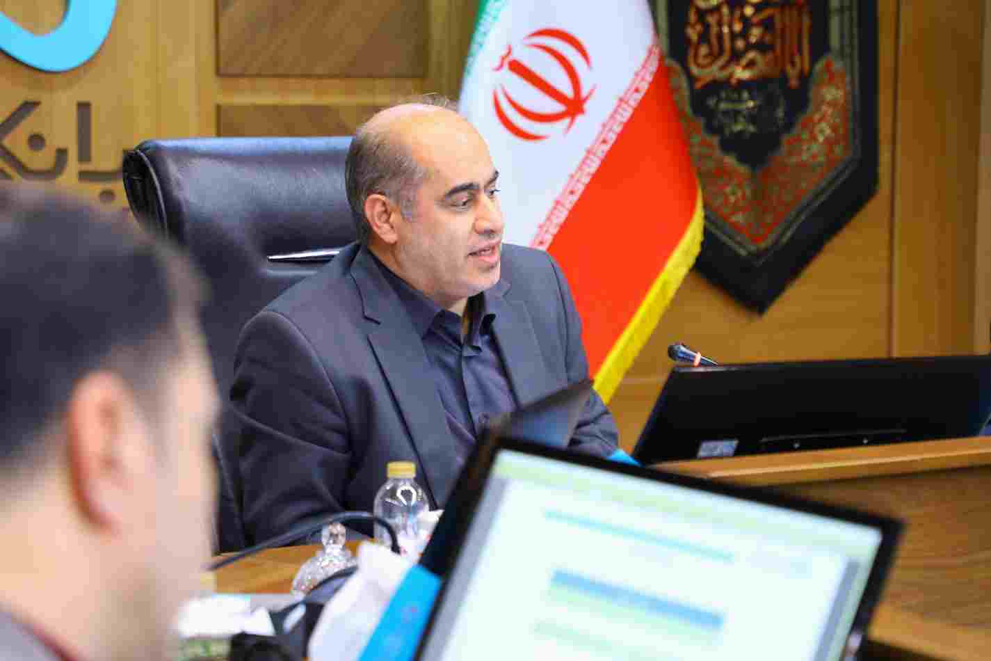 اقدامات گروه مالی دی باید در راستای تقویت بانک دی باشد اقدامات گروه مالی دی باید در راستای تقویت بانک دی باشد