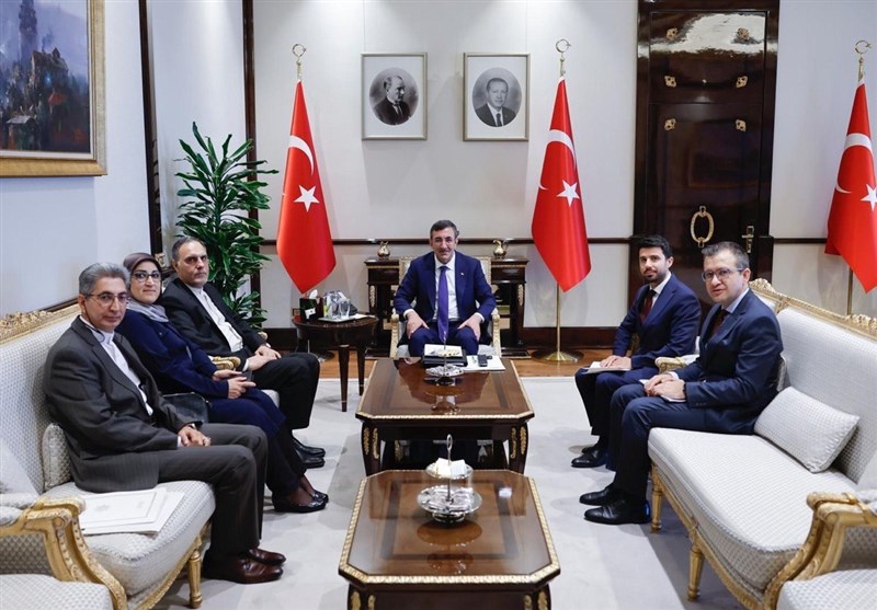 تاکید آنکارا بر توسعه روابط با تهران در دولت جدید ایران تاکید آنکارا بر توسعه روابط با تهران در دولت جدید ایران