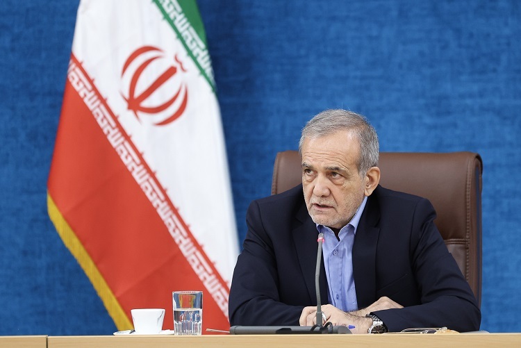 پزشکیان: باید به نخبگان در هر سلیقه، جنسیتی، مذهب و باوری احترام بگذاریم پزشکیان: باید به نخبگان در هر سلیقه، جنسیتی، مذهب و باوری احترام بگذاریم