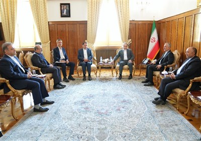 نشست سفرای ایران در حوزه خلیج فارس با وزیر امور خارجه نشست سفرای ایران در حوزه خلیج فارس با وزیر امور خارجه