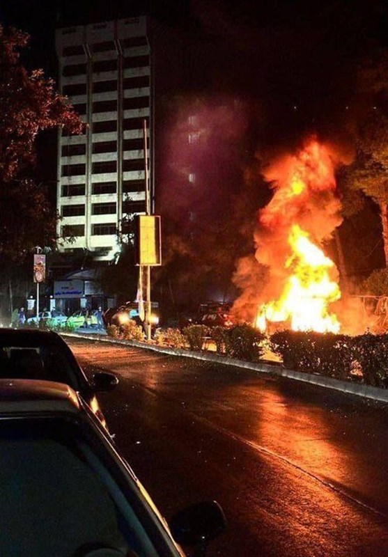۳ نفر شهد و ۹ نفر زخمی در تجاوز رژیم صهیونیستی به دمشق ۳ نفر شهد و ۹ نفر زخمی در تجاوز رژیم صهیونیستی به دمشق