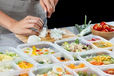 روش‌های تهیه و بسته‌بندی غذای خانگی