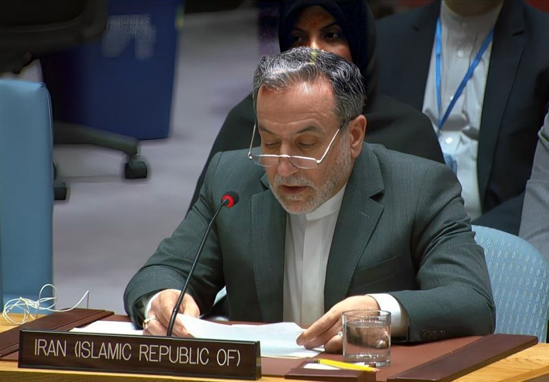 عراقچی: ایران با تمام قوا در کنار لبنان و مقاومت است عراقچی: ایران با تمام قوا در کنار لبنان و مقاومت است
