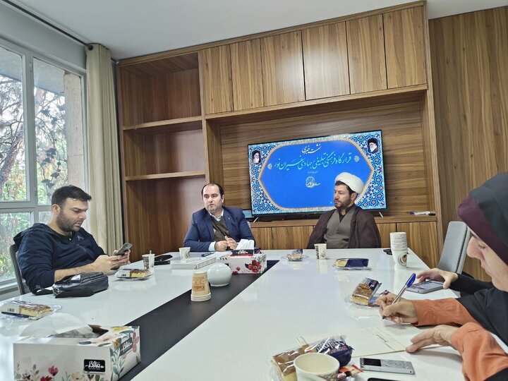 نمایشگاه «یاس کبود» در میدان امام حسین (ع) برگزار میشود/شعار امسال؛ «حقطلبی با فرهنگ فاطمیه» نمایشگاه «یاس کبود» در میدان امام حسین (ع) برگزار میشود/شعار امسال؛ «حقطلبی با فرهنگ فاطمیه»