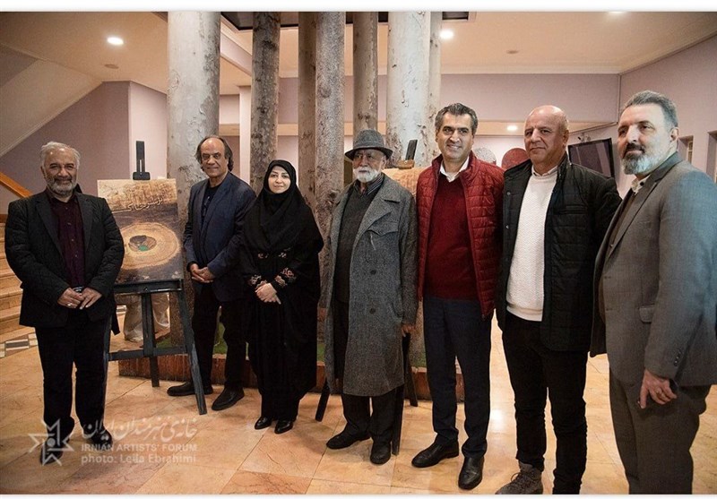 اکران «بر سر خاک» در خانه هنرمندان ایران اکران «بر سر خاک» در خانه هنرمندان ایران