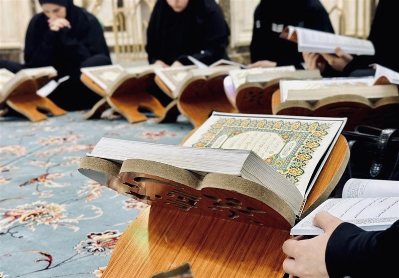 حفظ قرآن در ۱۰ روز؛ تجربهای بینظیر در حرم امام حسین (ع) حفظ قرآن در ۱۰ روز؛ تجربهای بینظیر در حرم امام حسین (ع)
