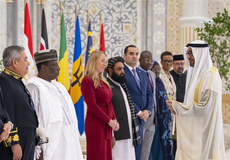 رئیس دولت امارات استوارنامه سفیر طالبان را پذیرفت رئیس دولت امارات استوارنامه سفیر طالبان را پذیرفت