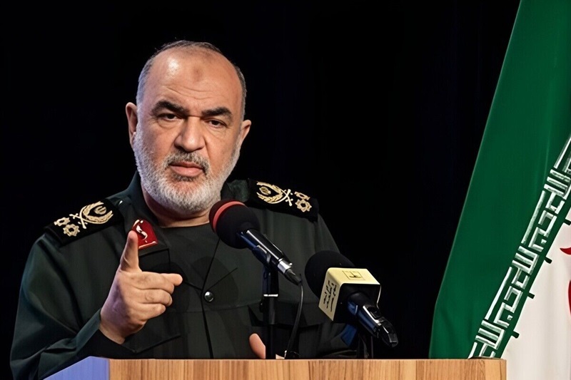 شروع کننده جنگ نخواهیم بود اما برای هر جنگی آماده‌ایم/ فرمول‌های غلبه بر دشمن را آموخته‌ایم