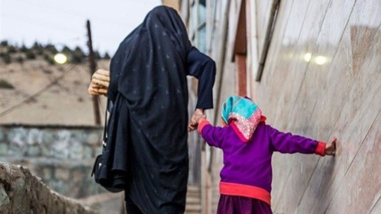 زنان سرپرست خانوار چه حمایتهایی از بهزیستی دریافت میکنند؟/کدام گروه از زنان مشمول زنان سرپرست خانوار می شوند؟ زنان سرپرست خانوار چه حمایتهایی از بهزیستی دریافت میکنند؟/کدام گروه از زنان مشمول زنان سرپرست خانوار می شوند؟