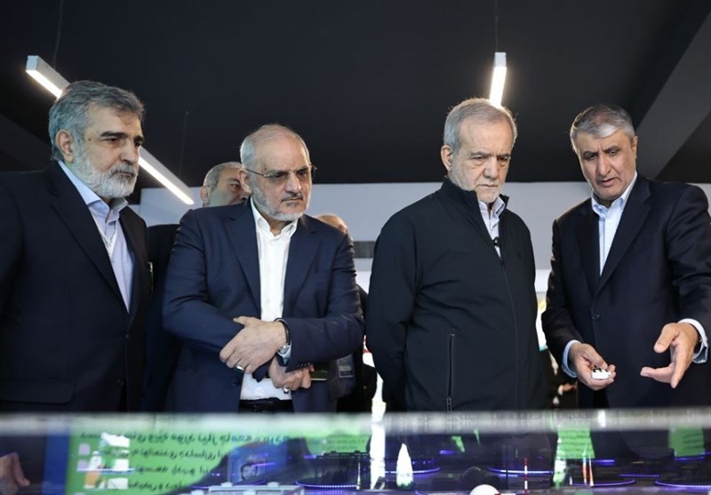 رونمایی از ۶ محصول جدید صنعت هستهای رونمایی از ۶ محصول جدید صنعت هستهای