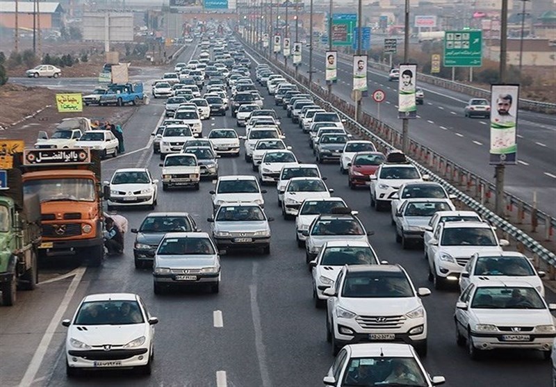 جابهجایی ۵ میلیون نفر در بخش جادهای تا ۶ فروردین امسال جابهجایی ۵ میلیون نفر در بخش جادهای تا ۶ فروردین امسال