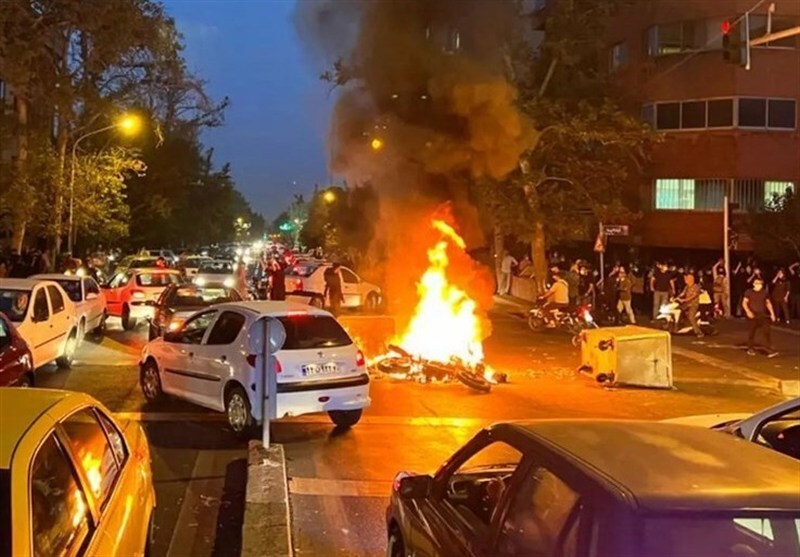 ترفند جدید آشوبگران/ زنان و کودکان را سپر انسانی کنید!