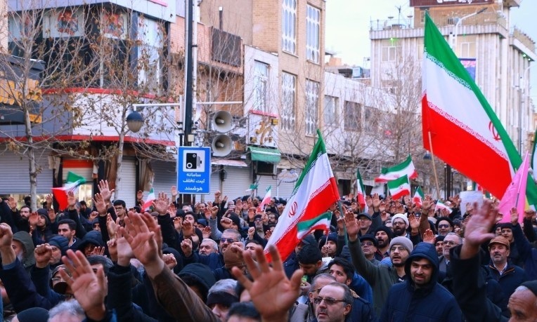 اجتماع بزرگ ضداغتشاشات/ امروز ساعت 14 در میدان انقلاب اجتماع بزرگ ضداغتشاشات/ امروز ساعت 14 در میدان انقلاب