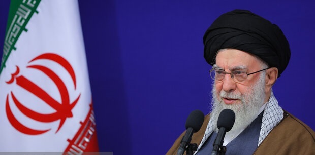 بیانیه بیش از ۱۰۰ نفر از علمای جهان اسلام در حمایت از رهبر انقلاب