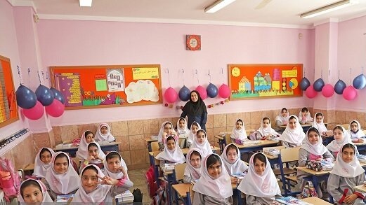 تمامی مدارس کشور فردا دایر است/ برگزاری امتحانات طبق برنامه