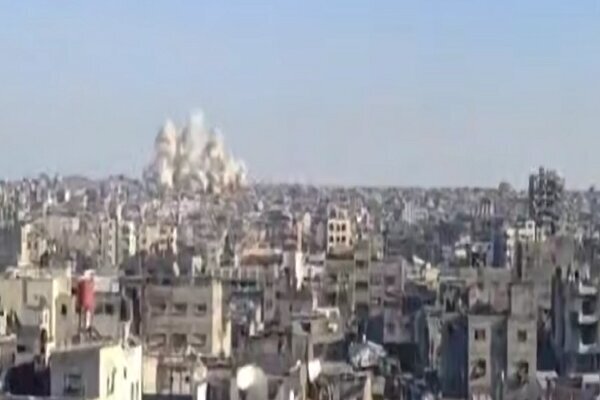 پرواز جنگنده های اسرائیلی در ارتفاع پایین بر فراز غزه پرواز جنگنده های اسرائیلی در ارتفاع پایین بر فراز غزه