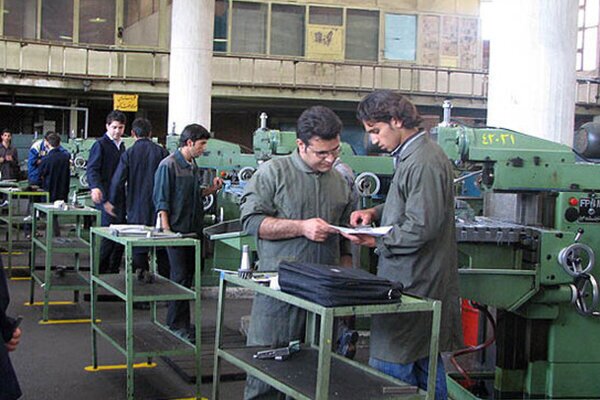 نیاز بازار کار، علت تألیف کتابهای فنی و حرفهای/ آموزش مهارتها طبق تحولات بازار کار نیاز بازار کار، علت تألیف کتابهای فنی و حرفهای/ آموزش مهارتها طبق تحولات بازار کار