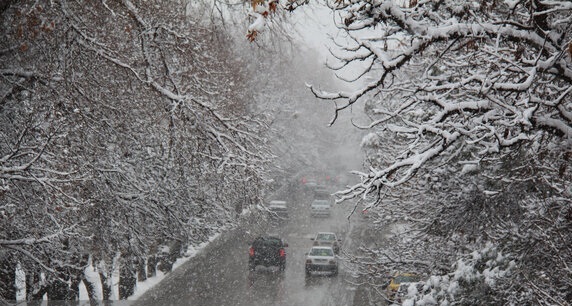 آخرین وضعیت جوی جادههای کشور/ بارش برف و باران در محورهای ۱۸ استان آخرین وضعیت جوی جادههای کشور/ بارش برف و باران در محورهای ۱۸ استان