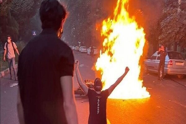 نُت آخر زندگی دختر۲۱ساله با خون نواخته شد/نه معترض بود نه عضو گروهکها نُت آخر زندگی دختر۲۱ساله با خون نواخته شد/نه معترض بود نه عضو گروهکها