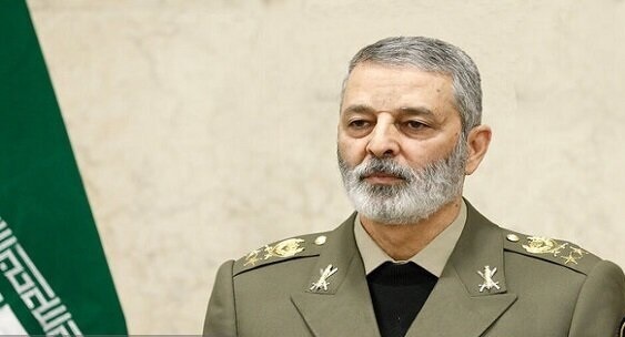 شکست قطعی دشمنان مرهون حماسههای پاسداران است شکست قطعی دشمنان مرهون حماسههای پاسداران است