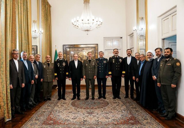 عراقچی: به پشتوانه اقتدار نیروهای مسلح، با قدرت بیشتر وارد عرصه دیپلماسی میشویم عراقچی: به پشتوانه اقتدار نیروهای مسلح، با قدرت بیشتر وارد عرصه دیپلماسی میشویم