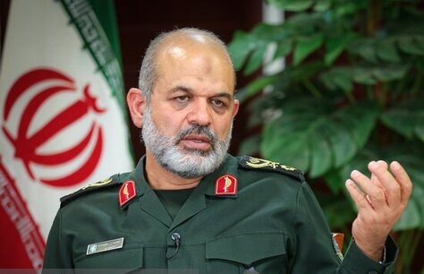 دشمن آمریکایی و صهیونی نمیتواند به انقلاب اسلامی ما لطمهای وارد کند دشمن آمریکایی و صهیونی نمیتواند به انقلاب اسلامی ما لطمهای وارد کند