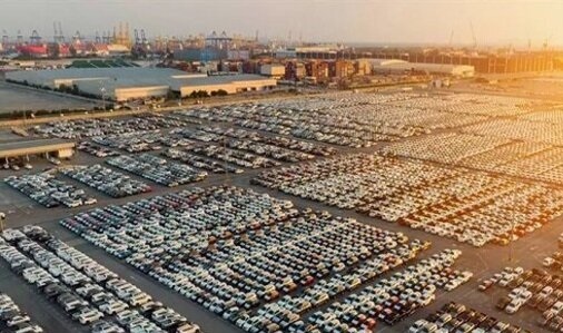 قیمت خودرو در مدار نوسان/ رشد ۹۰ میلیونی دنا پلاس+ جدول