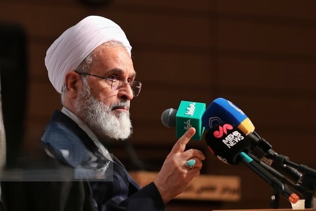 انتخاب آیت‌الله اعرافی به‌عنوان عضو فقیه شورای نگهبان در شورای رهبری 