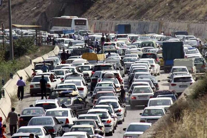 بازگشایی دو طرفه جاده چالوس و آزادراه تهران شمال پس از تخلیه ترافیک بازگشایی دو طرفه جاده چالوس و آزادراه تهران شمال پس از تخلیه ترافیک