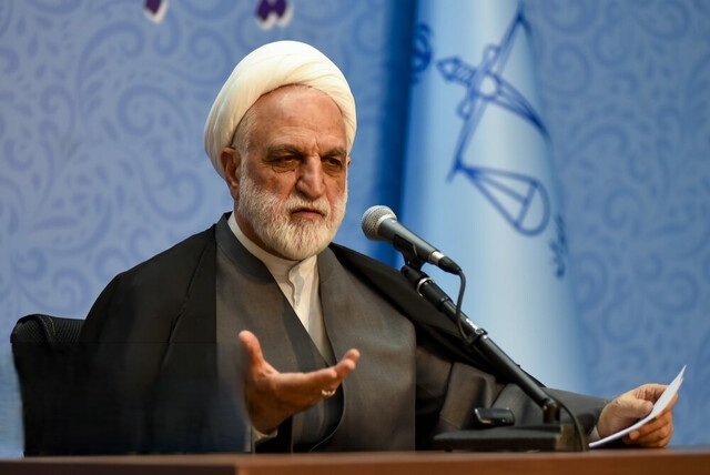 انتخاب آیتالله سیدمجتبی خامنهای به عنوان رهبر انقلاب مایه خرسندی و امید ملت ایران شد انتخاب آیتالله سیدمجتبی خامنهای به عنوان رهبر انقلاب مایه خرسندی و امید ملت ایران شد