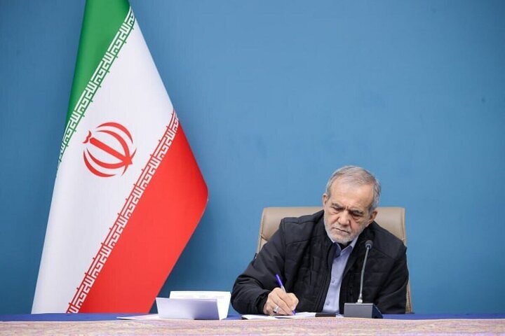 قدردان حضور پرافتخار شما ملت بی‌نظیر هستم